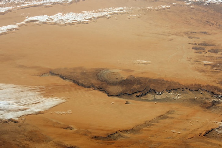 Геологическая структура в пустыне Сахаре