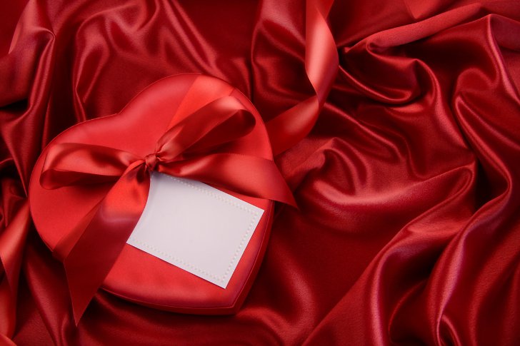Коробка-сердечко на День святого Валентина
