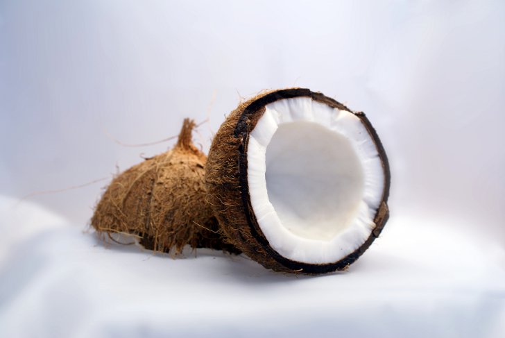 как расколоть кокос