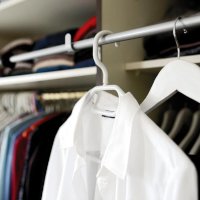 Как избавиться от неприятного запаха на одежде