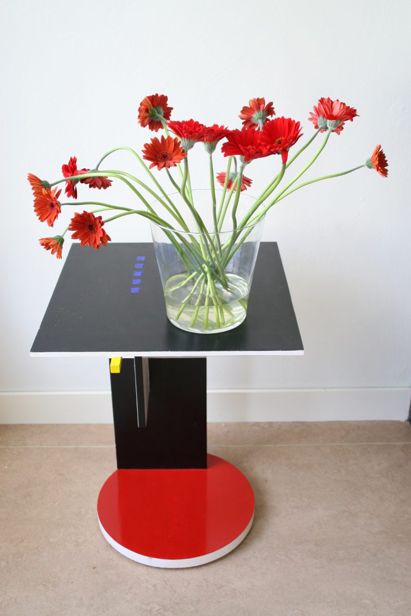 Мебель для цветов для современных стилей интерьера