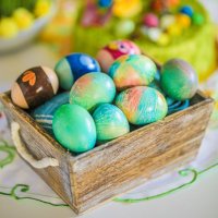 Как красиво покрасить пасхальные яйца? Новые интересные идеи