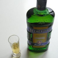 Иллюстрация к статье Как пить «Бехеровку»