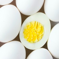 Иллюстрация к статье Что делать с вареными яйцами? ТОП-5 рецептов