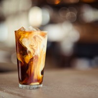 Иллюстрация к статье Холодные коктейли с кофе: 7 освежающих рецептов