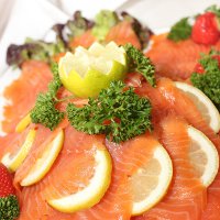 Салаты на Новый год с рыбой: ТОП-5 вкусных рецептов