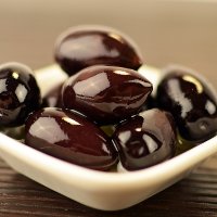 Иллюстрация к статье Салаты на Новый год с оливками: ТОП-5 вкусных рецептов