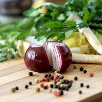 Рецепты заправок для салатов: 10 вкусных идей без майонеза