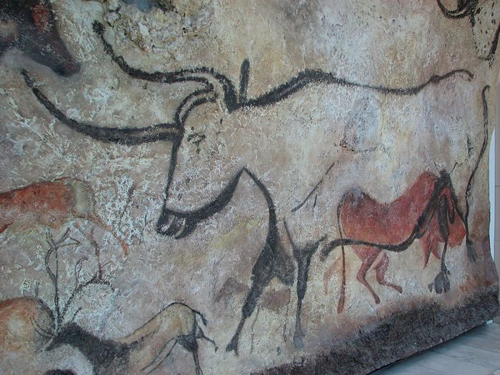 Первобытная живопись в пещере Ласко