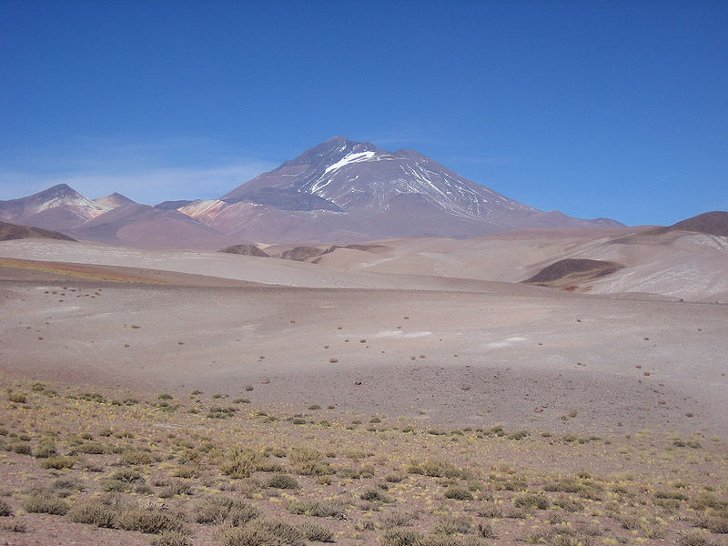 Вулкан Льюльяйльяко