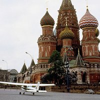 Немецкий самолет на Красной площади: советские сенсации