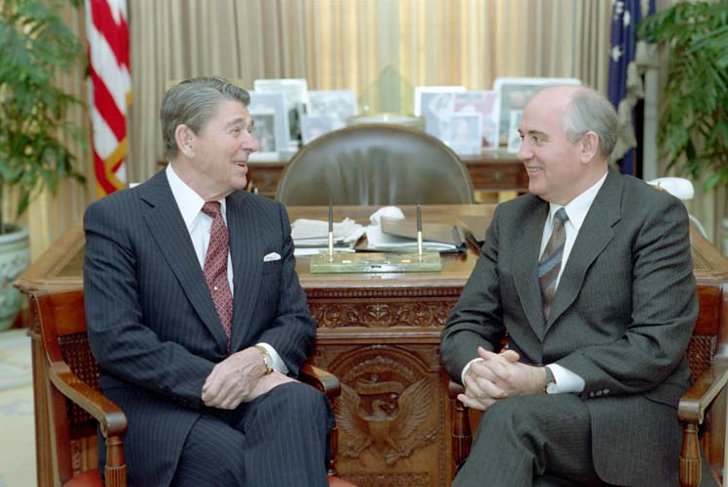 Встреча Горбачева и Рейгана в 1987 году