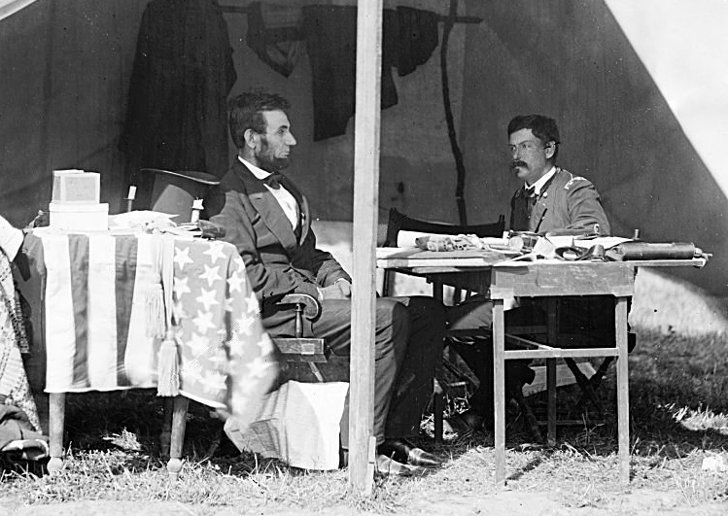 Линкольн и генерал Маклеллан 10 марта 1862 года