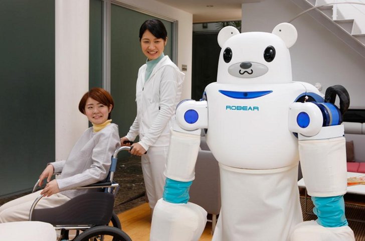 Японский робот-медведь для ухода за пожилыми