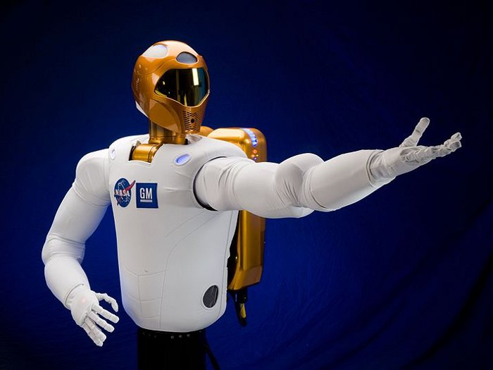 Робонавт от разработчиков NASA и General Motors