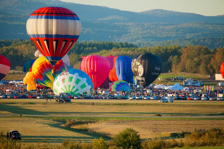 Фестиваль воздушных шаров в горах Адирондак