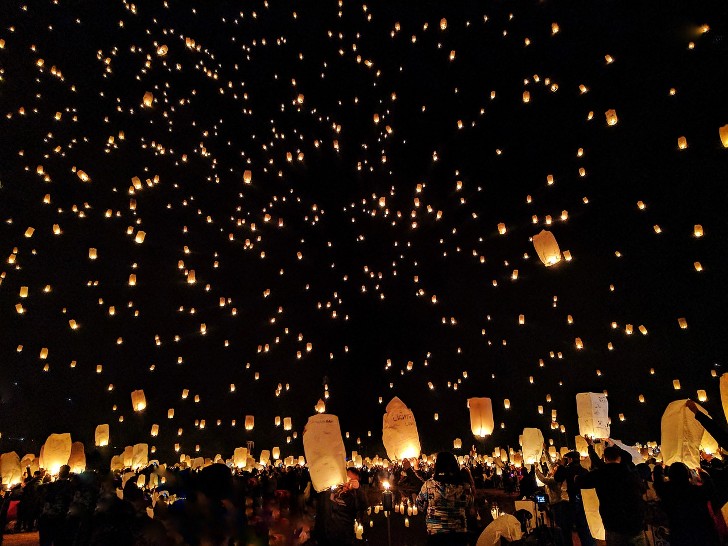 Фестиваль небесных фонариков в Тайване