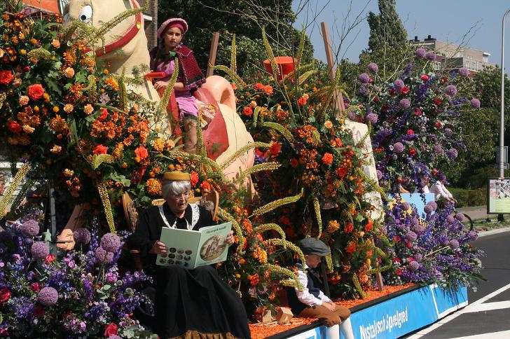 Парад цветов в Рейнсбурге